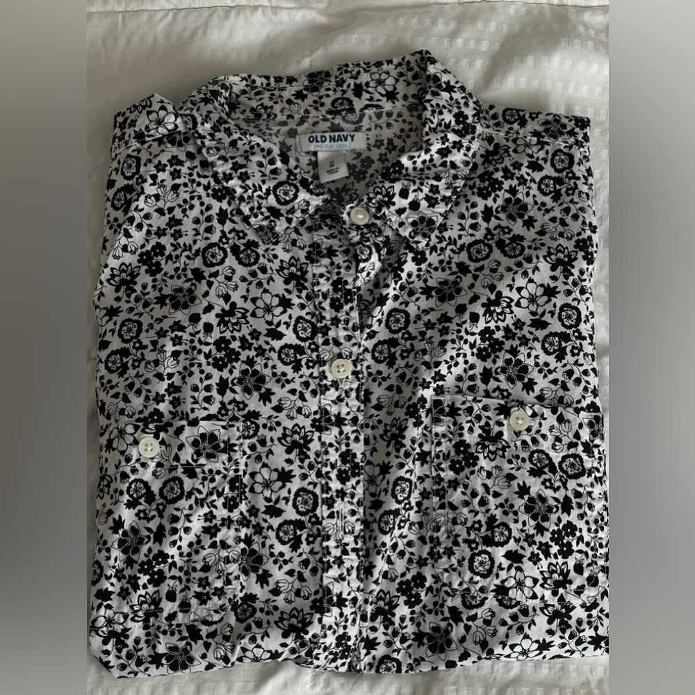 Old Navy Button Down Shirt